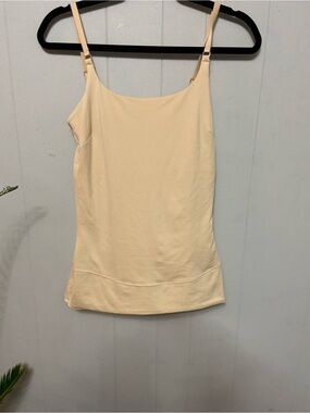 Assets by Spanx body shaper cami neutral color. Size XL